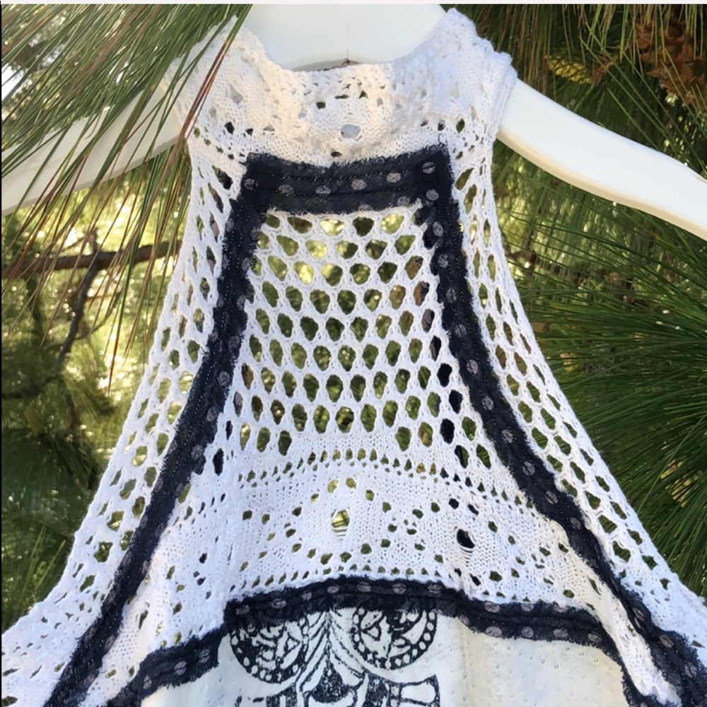 NWT! Free People! Charming Slimming Shirt😍😍😍 - Picture 2 of 6